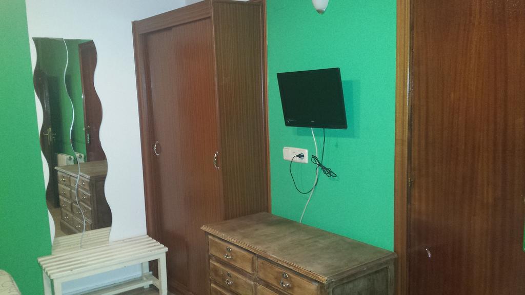 Hostal Rico Madrid Exterior photo
